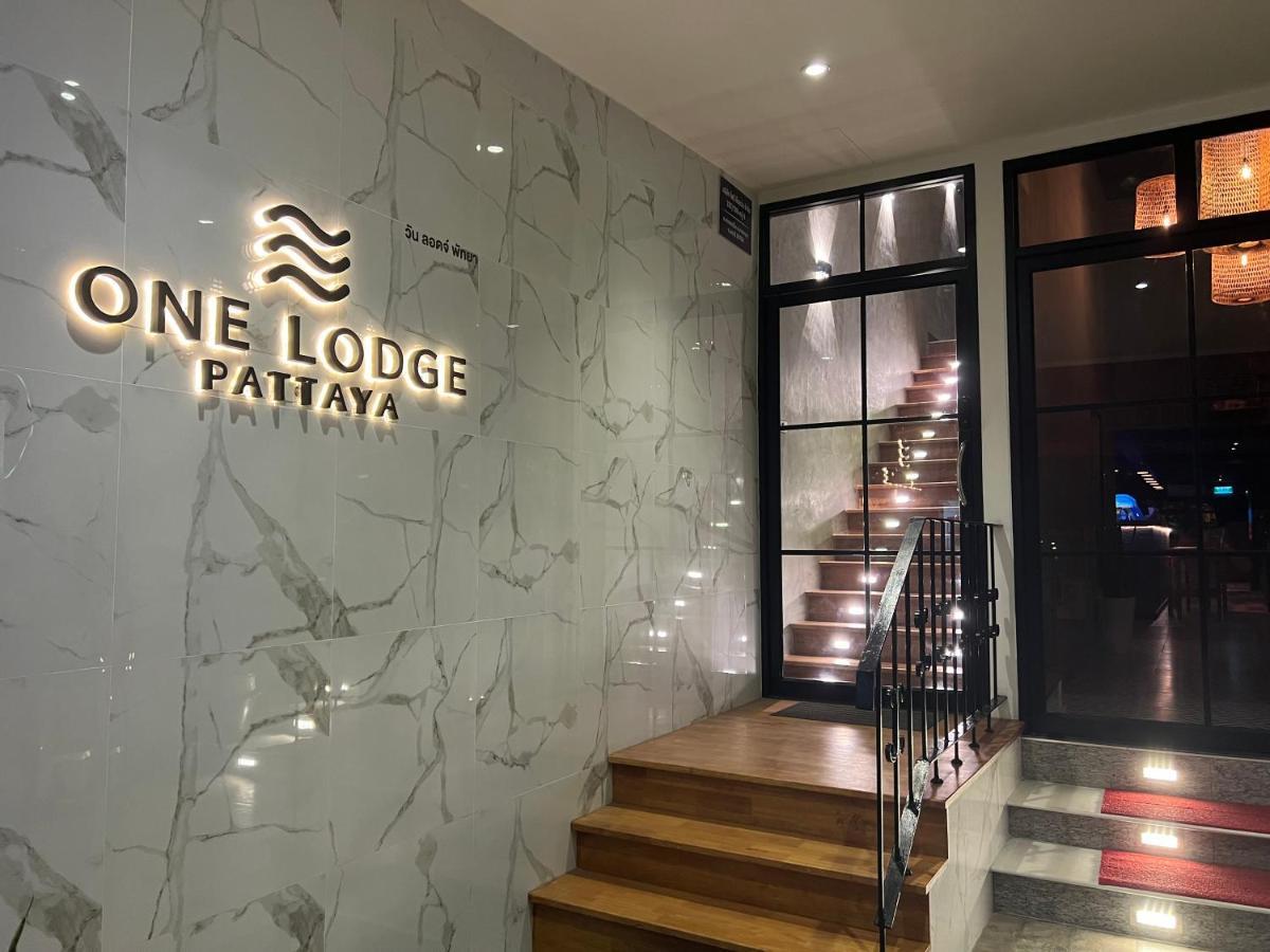 One Lodge Pattaya Esterno foto